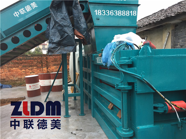 DM160打包機(jī)井岡山客戶現(xiàn)場